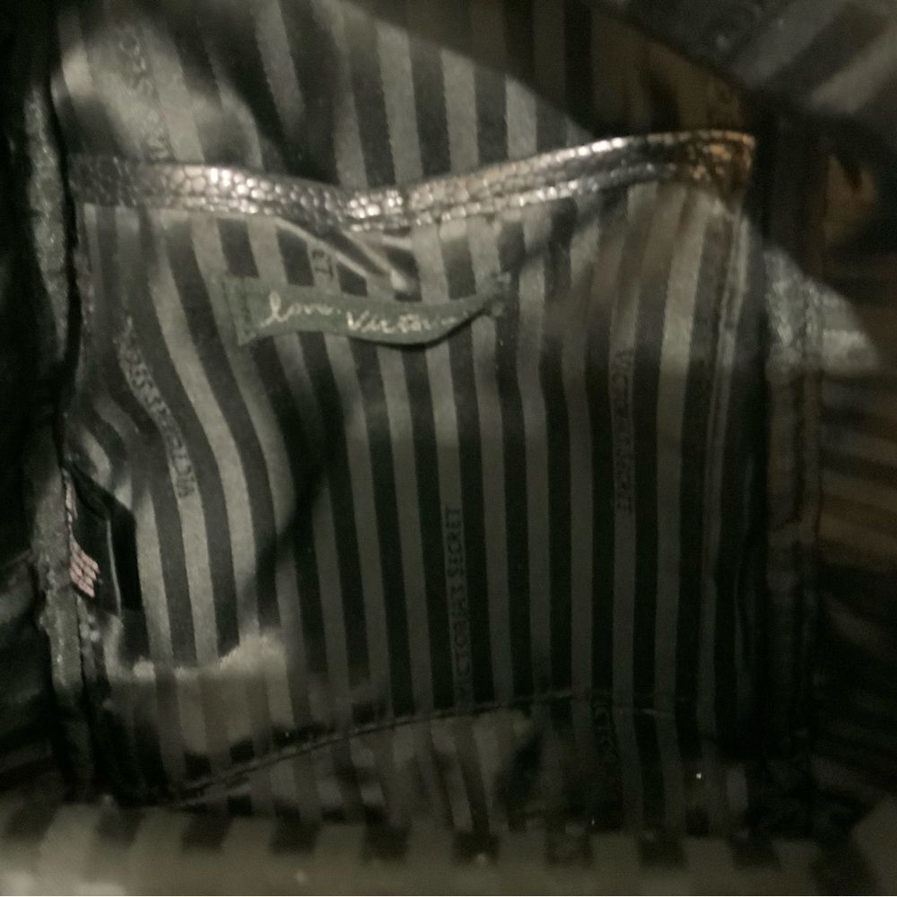 Discontinued Victoria's Secret Silver Sparkle Studded Small City Mini Backpack - Picture 11 of 14